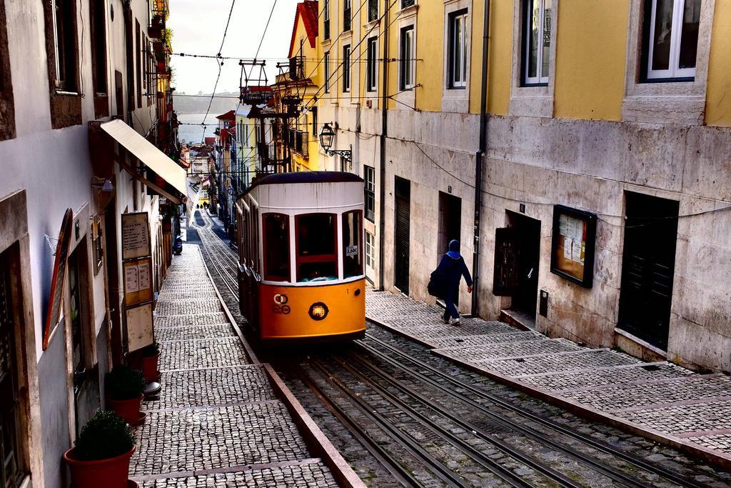 Downtown Apartments Bica Lisboa Eksteriør bilde